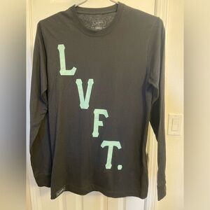 LIVE FIT men’s long sleeve t-shirt